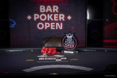 Bar Poker Open Trophy